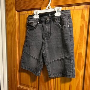 Charcoal Black Kids Jean Shorts Size 7 by Steve’s Jeans